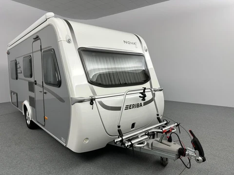 Eriba Nova Light 442 Crystal Silver Cassetteluifel Mover