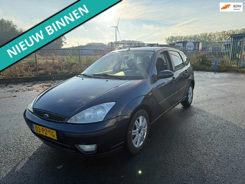 Ford Focus 1.6-16V Futura ZO INGERUILD ZO WEG PRIJSJE