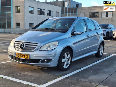 Mercedes-Benz B-klasse €3650,- 150 Apk 1 Jaar Aircondition Nap