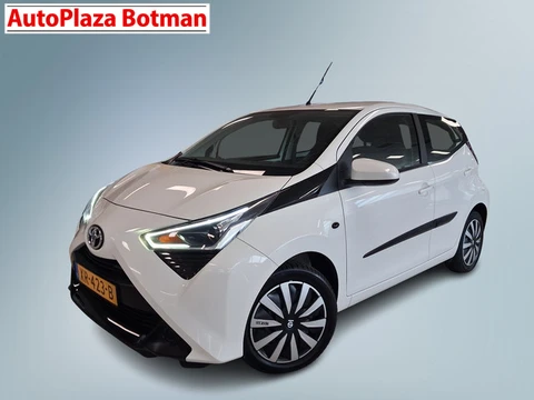 Toyota Aygo 1.0 VVT-i x-play | Apple Carplay | Android Auto