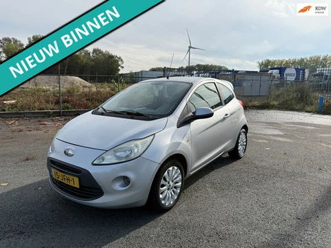 Ford Ka 1.2 Titanium NETTE AUTO RIJDT EN SCHAKELT GOED