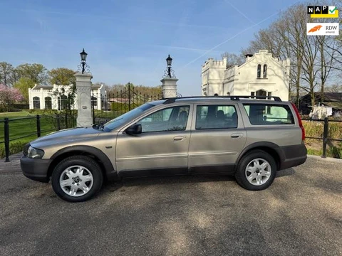 Volvo XC70 Cross Country 2.4 T Geartronic, AWD, Leder, Schuifdak, El. bed LV stoel, PDC, Thaak, 2e e