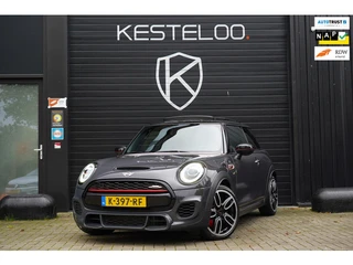 Mini 3-Deurs 2.0 John JCW Chili 231PK LED/PANO/CARPLAY/SFEER/VERW SPORTSTOEL/