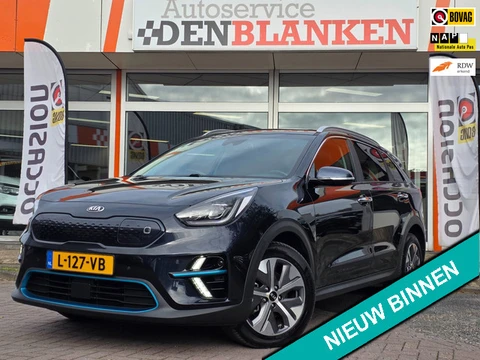 Kia E-Niro DynamicPlusLine 64 kWh BJ.2021 / Navi / Open Dak / SOH 95% / Clima / Stoelverwarming / Ca