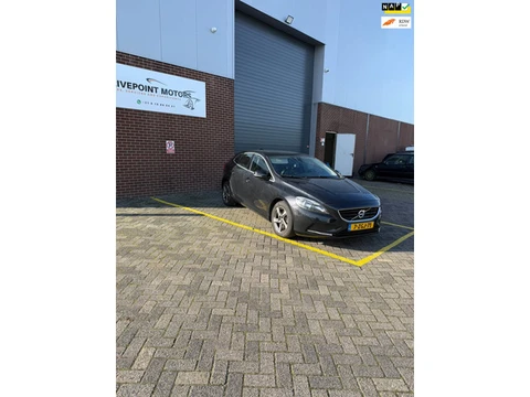 Volvo V40 D4 2.0| Leder| Sportvelgen| Camera| NAP
