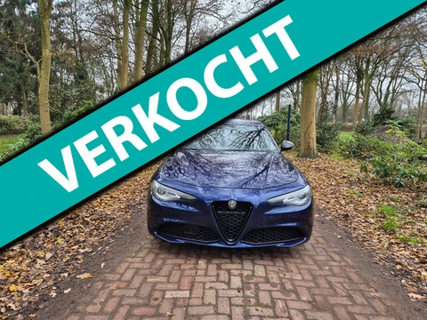 Alfa Romeo Giulia 2.0T Super