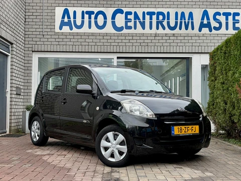 Daihatsu Sirion 2 1.0-12V Premium