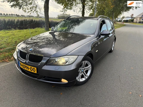 BMW 3-serie Touring 320i High Executive XENON/CLIMA/CRUISE/APK