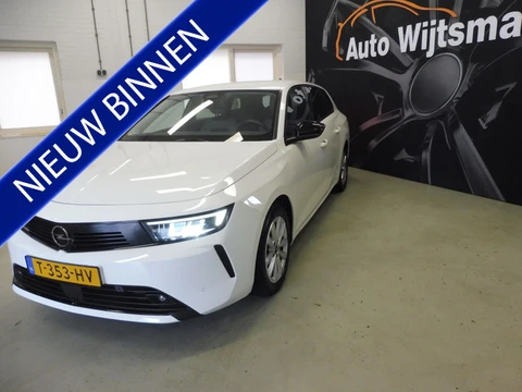 Opel Astra Sports Tourer 1.2 Turbo LED | LMV | Privacyglas | Climatronic | Digidash | NL auto | 1e e