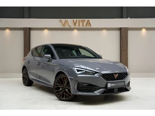 CUPRA Leon 1.4 e-Hybrid VZ Copper Edition Pano|Sfeerverlichting|keyless|Sportstuur|245PK|12maandenga