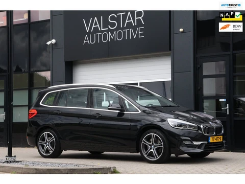 BMW 2-serie Gran Tourer 220i High Executive | LED | TREKHAAK | STOELVERWARMING | FACELIFT!