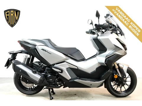 Honda ADV 350 (bj 2022)