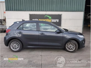 Kia Rio IV (YB) onderdelen (donorauto) kleur: ABT PLATINUM GRAPHITE