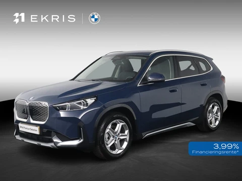 BMW iX1 eDrive20 Pure Edition 67 kWh | SOH 100% | X-line | Getint Glas