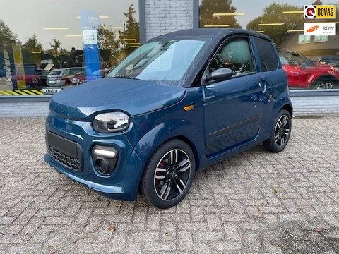Microcar Brommobiel M.GO Must | Stuurbekrachtiging | Camera | Parkeersensoren