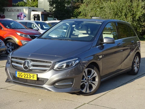 Mercedes-Benz B-Klasse 200 Prestige (bj 2017, automaat)