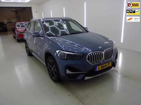 BMW X1 SDrive20i Business Edition Plus Orange+Led+Navigatie+camera+Headup+Leder+Stoel-verw+Zwarte-He