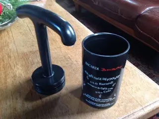 Bacardi - nieuw - 5,-.