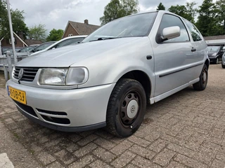 Volkswagen Polo 1.6 ( A.P.K. JULI 2027!!)
