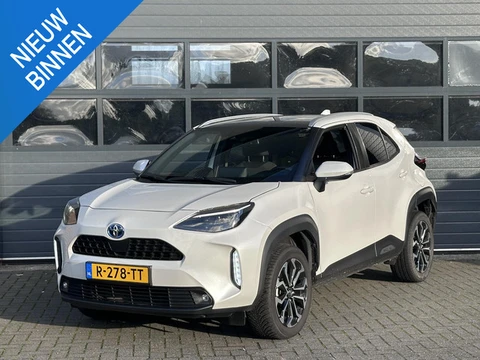 TOYOTA YARIS CROSS 1.5 HYBRID EXECUTIVE I AUTOMAAT I PANORAMADAK I PARELMOER I DEALER ONDERHOUDEN I 