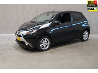 Toyota Aygo 1.0 VVT-i x-joy Camera/Navigatie Prijs is rijklaar incl bovag garantie
