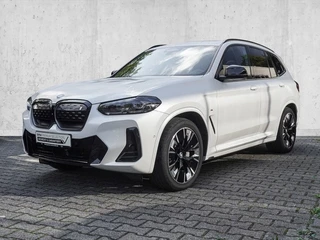 BMW iX3 M-SPORT 80 kWh (210kW/286pk) ** LED, LEDER, PANO, TREKH, VERW. STUUR, 20-inch LMV ** 1e EIG 