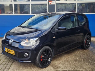Volkswagen Up! 1.0 high up! / Cruise control / Bluetooth / Navigatie / Parkeersensor / Lichtmetalen 