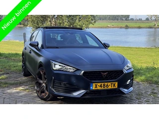 Cupra Leon 1.4 e-Hyb VZ Copper Ed PANO LED CAMERA NAVI
