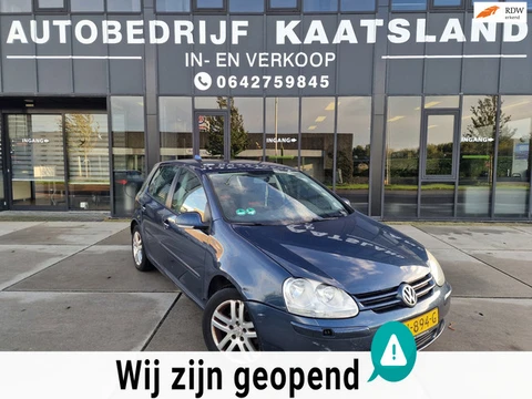 Volkswagen Golf 1.6 FSI Trendline - Clima - Stoelverwarming -