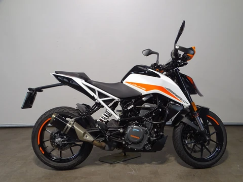 KTM 390 DUKE ABS (bj 2023)