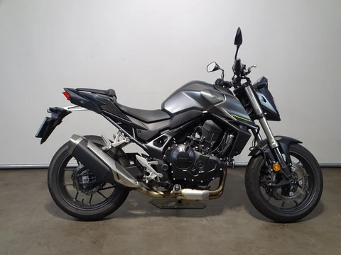 Honda CB 750 HORNET (bj 2024)