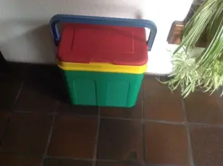 Koelbox + 5 koelelementen - i.p.st., weing gebruikt - 15,-