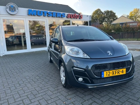 PEUGEOT 107 1.0 ACTIVE, AIRCO, Centr.Vergr., zeer mooi! 