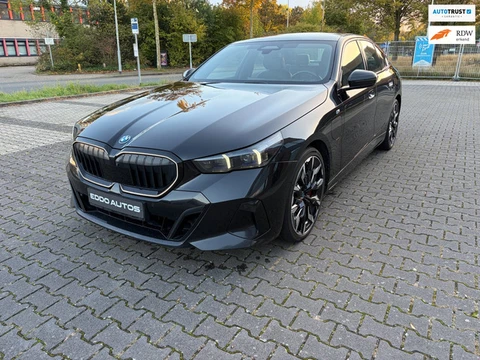 BMW 5-serie 550e xDrive Full M Sport HUD BTW
