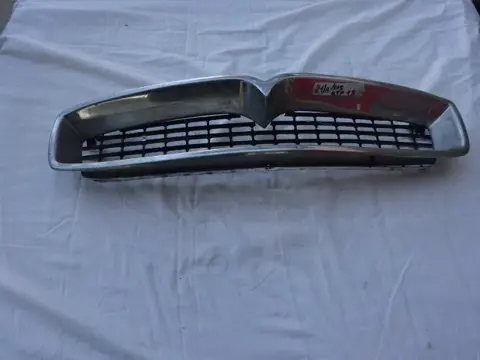 Front grill for Maserati Quattroporte s1
