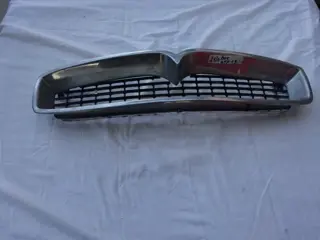 Front grill for Maserati Quattroporte s1