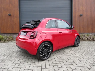 Fiat 500e La Prima cabrio 42 kWh *Carplay *Luxe uitv *Leder