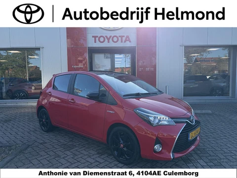 Toyota Yaris 1.5 Hybrid Dynamic Panoramisch Dak