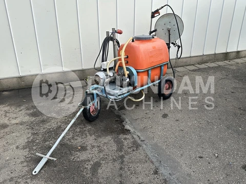 Empas spuitwagen 200 liter met haspel