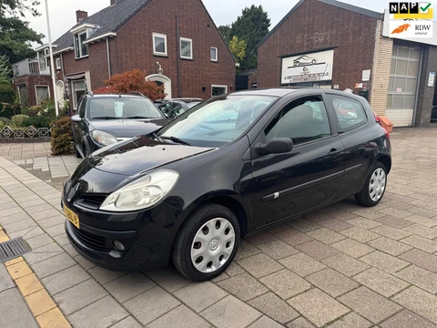 Renault Clio 1.2-16V Special Line | Nieuwe APK 06-12-2027
