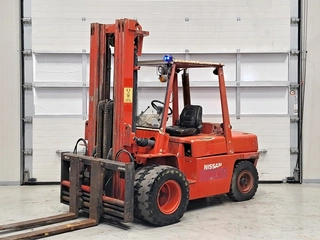 NISSAN D2ZWGF03A40U 1994 4.0T