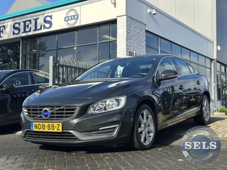 Volvo S60 2.0 T3 Momentum LEDER/NAVI/PDC