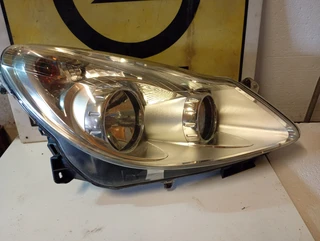 Opel Corsa D Koplamp rechts
