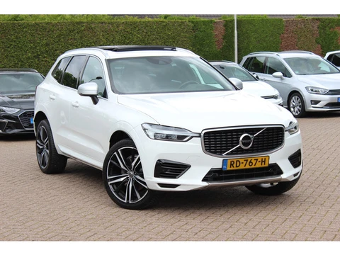 Volvo XC60 2.0 T8 Twin Engine AWD R-Design / Trekhaak / Panoramadak / Leder / CarPlay / 21'' / Parke