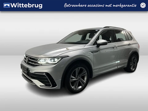 Volkswagen Tiguan 1.4 TSI eHybrid R-Line Business+ / AUTOMAAT/ 2X R-LINE/ ADAPT-CRUISE/ DODEHOEK/ AP