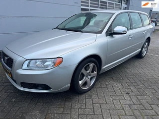 Volvo V70 2.4 D5 Momentum