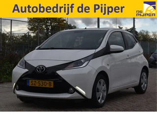 Toyota Aygo 1.0 VVT-i x-play | NL-Auto | Carplay/Android | Camera | Airco | NAP