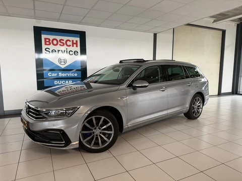 Volkswagen Passat Variant 1.4 TSI PHEV GTE Business Panoramadak / Trekhaak / Dyn Audio / Carplay /
