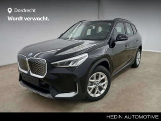 BMW iX1 eDrive20 67 kWh | 2026 | Camera | Stoelverwaming | Wordt verwacht 15-11 | Winterbanden