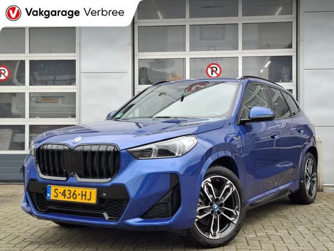 BMW X1 xDrive25e | Onderhoud t/m 2030/120.000km | Navigatie/Carplay | LM Velgen 19" | Voorstoelen/St